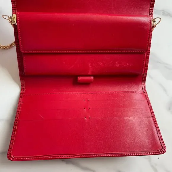 SALE! Louis Vuitton International Epi Wallet on chain ❤️ - Picture 9 of 16